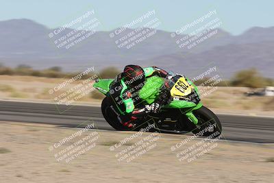 media/Nov-01-2025-CVMA (Sat) [[fc0f7531b8]]/Race 11-Amateur Supersport Open/
